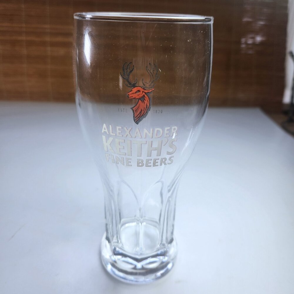 Alexander Keith's Fine Beers Pint Beer Glass 7.25 " Tall 16 oz White Letters